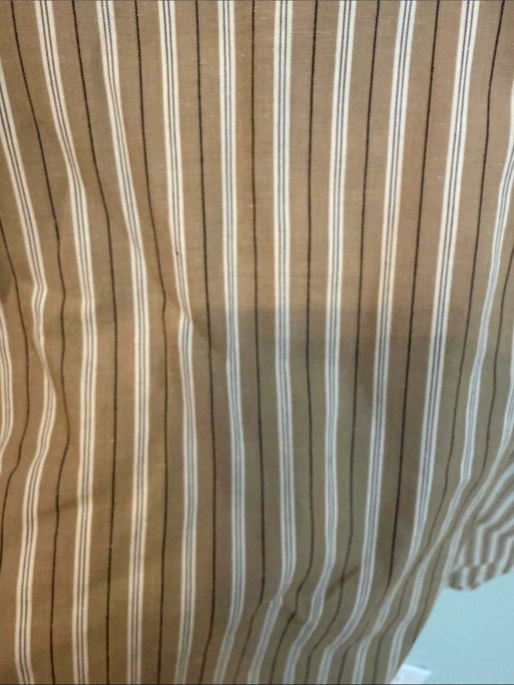 Basic Editions Shirt - Picture 2 of 4